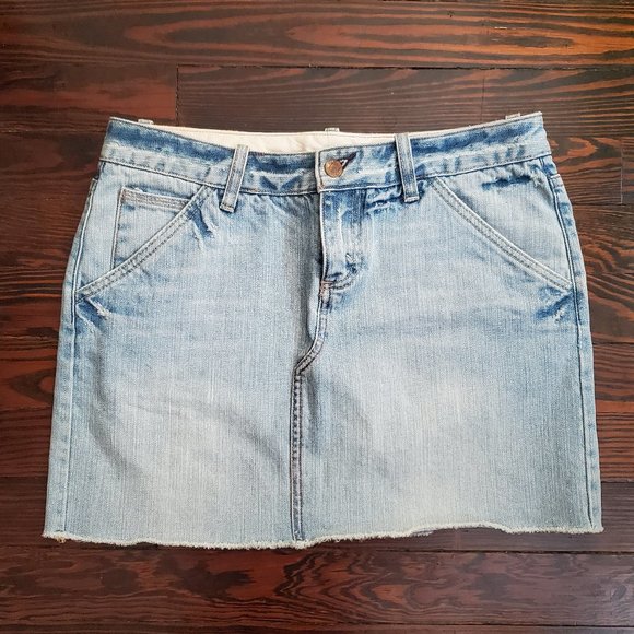 Light wash denim mini skirt, 100% cotton - Picture 1 of 7